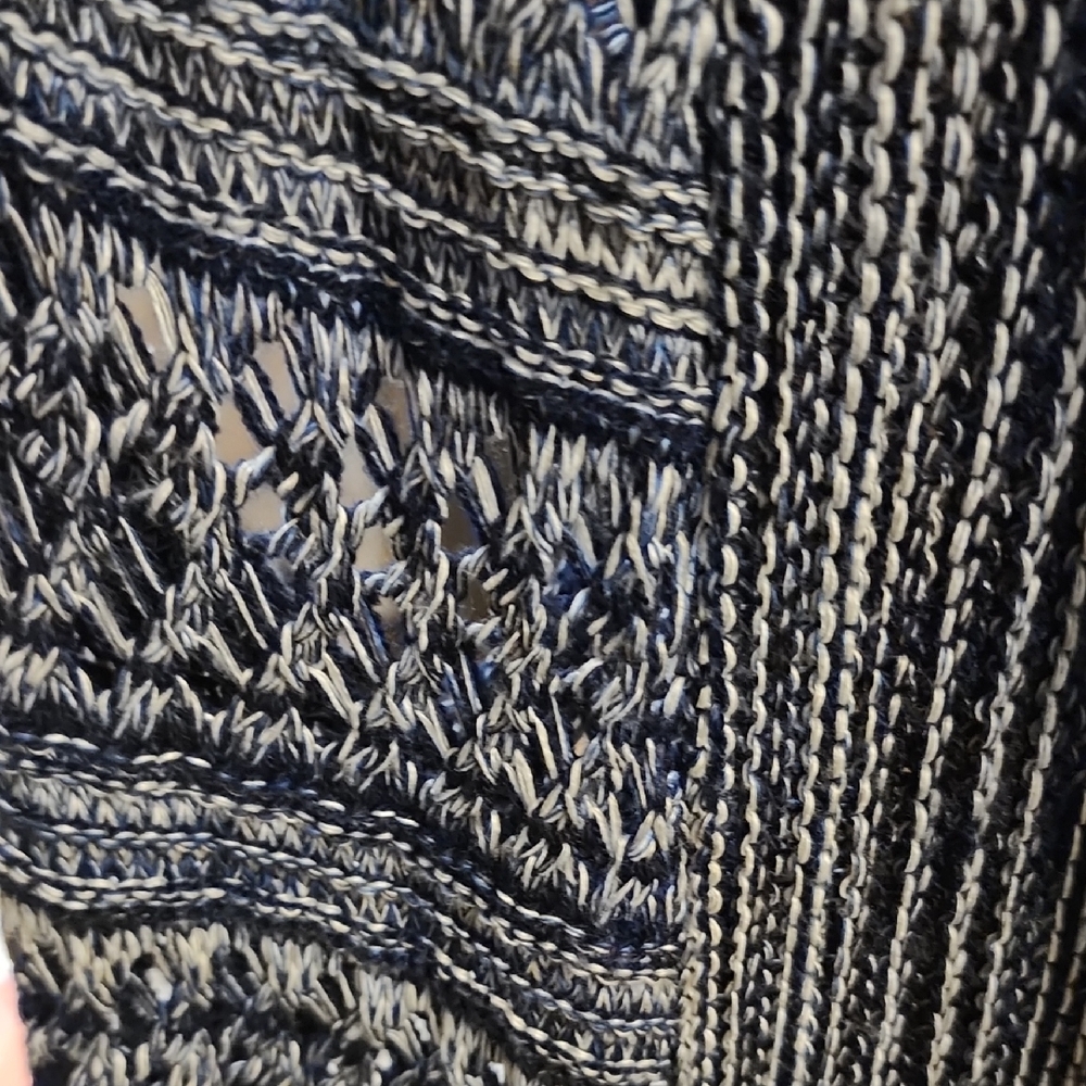 CB Established 1962 Knit Cardigan in Blue and White - Picture 4 of 7